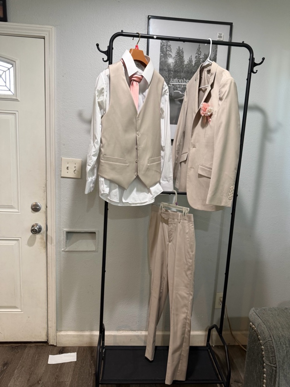 Men's Light Beige Three-Piece Suit - Vest, Blazer & Trousers